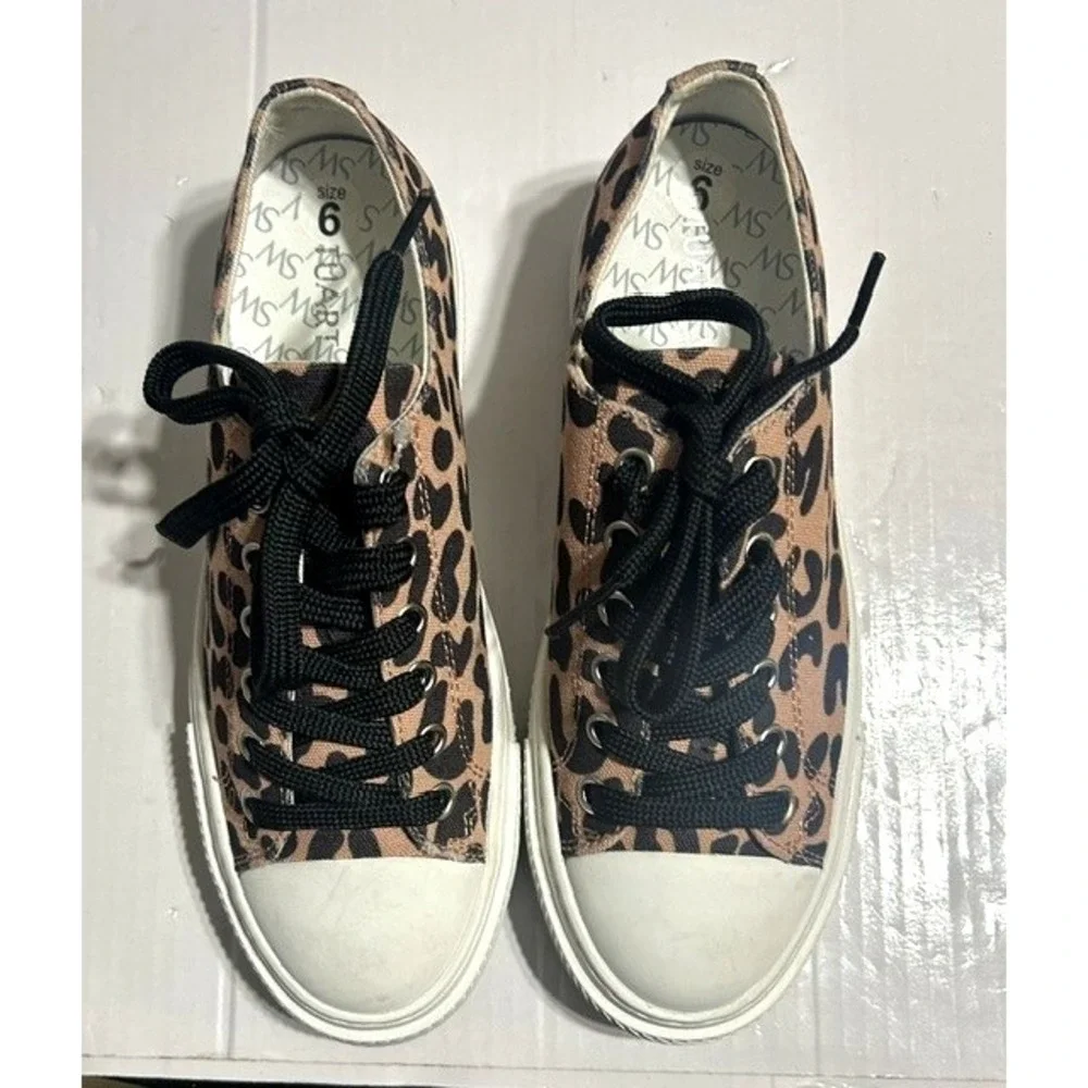 NWOT Stuart Weitzman Leopard Print Platform Sneakers Women 6B Preppy Artsy Biker